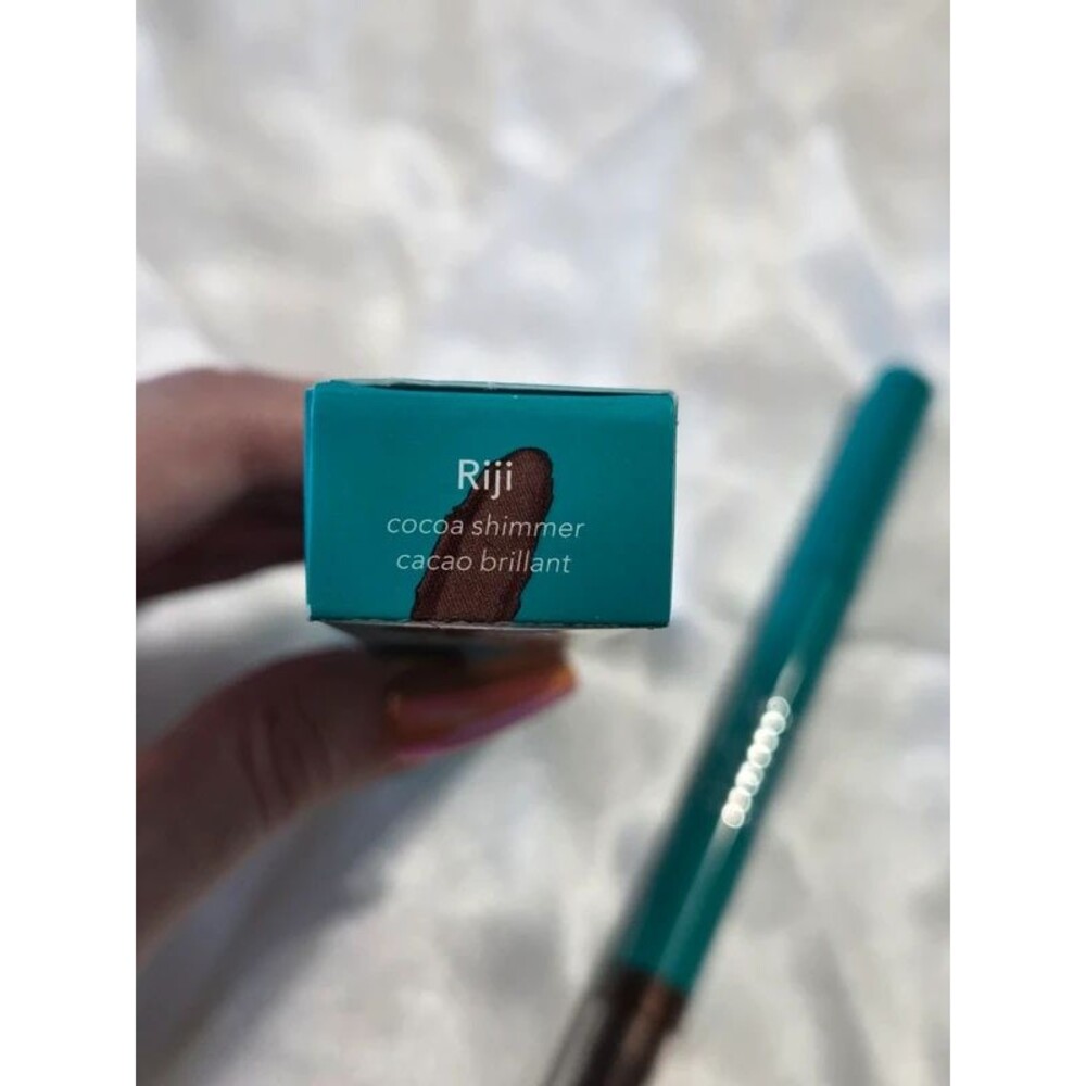 Thrive Infinity Waterproof Eyeshadow Stick - Riji (cocoa shimmer) - Picture 3 of 12